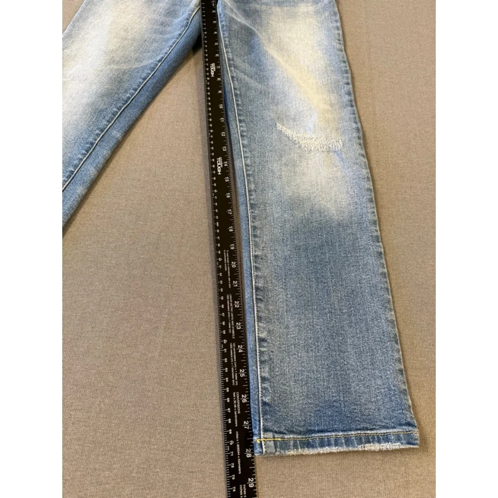 Anthropologie Pilcro denim jeans distressed light blue straight leg size 27